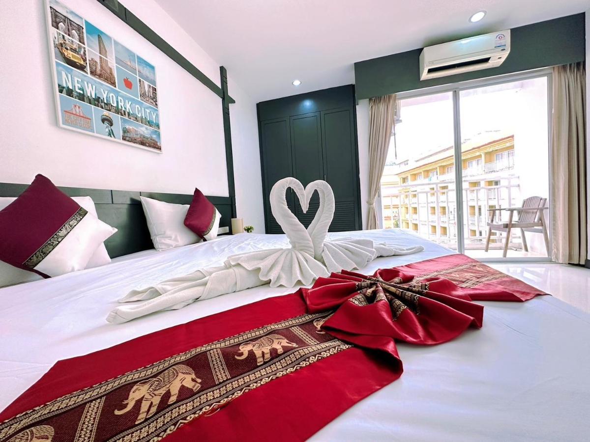 Hotel Baya Phuket Patong Buitenkant foto