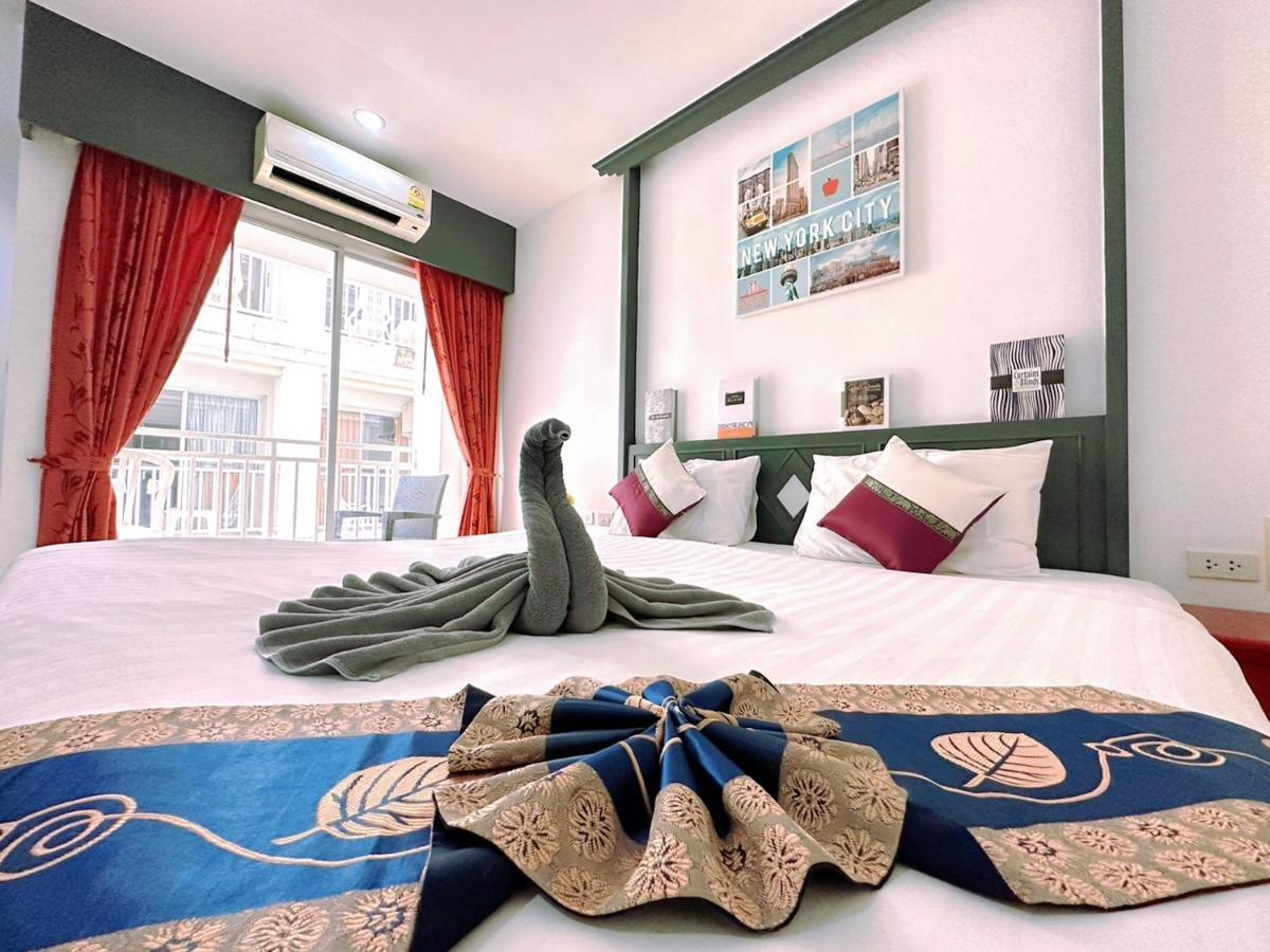 Hotel Baya Phuket Patong Buitenkant foto