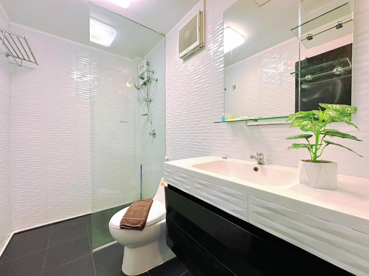 Hotel Baya Phuket Patong Buitenkant foto