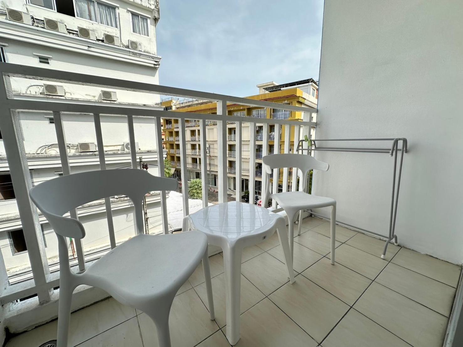 Hotel Baya Phuket Patong Buitenkant foto